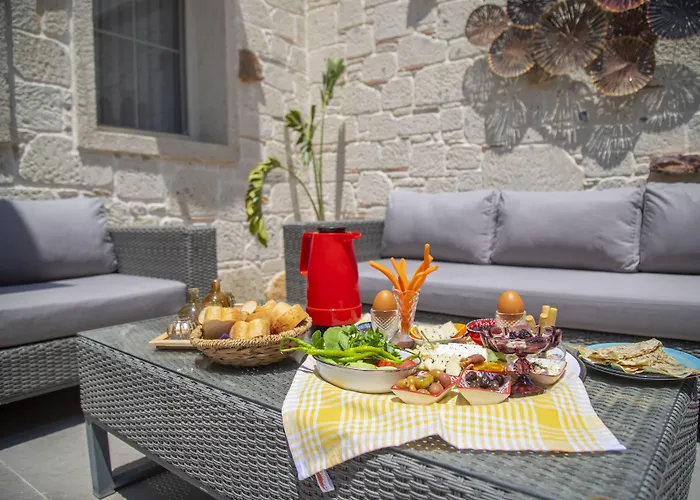 Bellapais 58 Luxury 酒店 3*