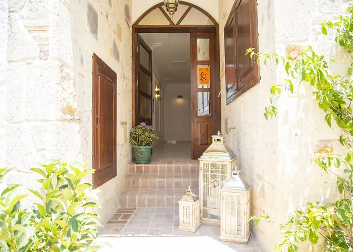 Bellapais 58 Luxury 酒店 3*